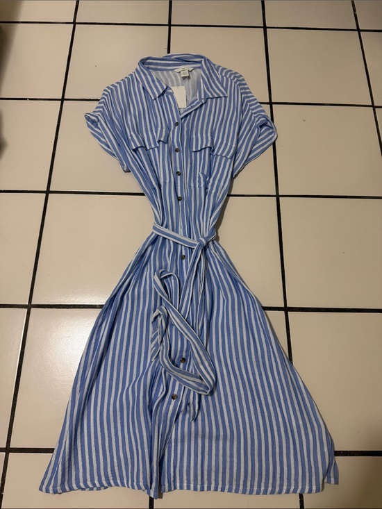 H&M Dresses & Skirts - H&M Blue and White Striped Midi Shirt Dress with Tie Waist